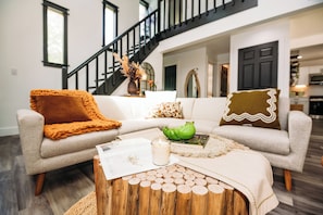 Smart TV, fireplace, books