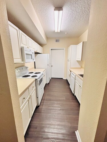 Charming 2-bedroom apartment in wonderful Orlando close to Universal studios