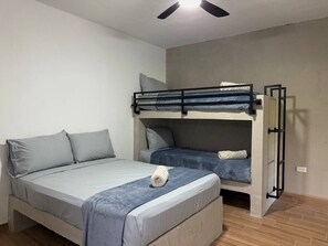 1 bedroom, desk, iron/ironing board, WiFi