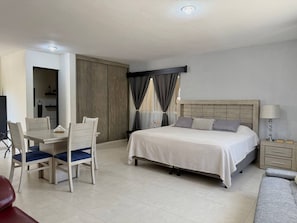 1 bedroom, desk, iron/ironing board, WiFi
