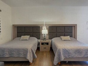 1 bedroom, desk, WiFi, bed sheets