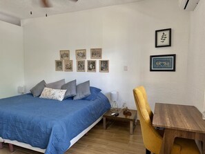 1 bedroom, desk, WiFi, bed sheets