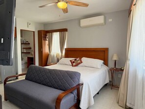 2 chambres, bureau, Wi-Fi, draps fournis