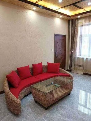 Luxury Suite | Individually decorated, individually furnished, blackout drapes - Snow house (Harbin)