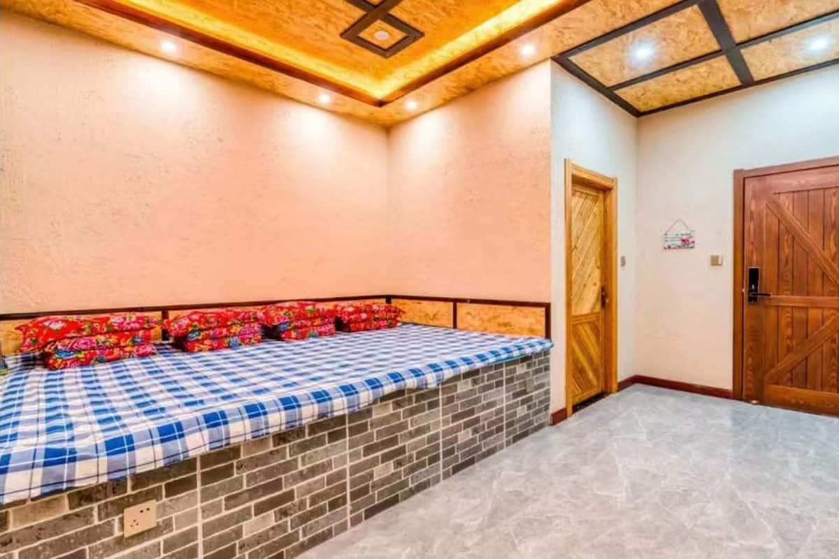 Family Quadruple Room, Mountain View