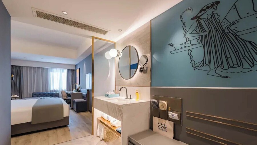 Shanghai Lujiazui BaBaiBan LANOU Hotel