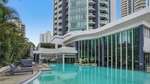 Pool - Queen Studio | Beach and Tram at Doorstep @ Legend (Surfers Paradise)