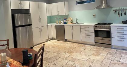 Private, clean and convenient home, close to beaches, transport and restaurants.