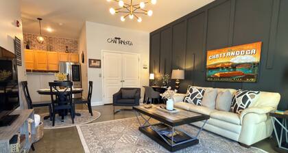 Stylish Southside Chattanooga Condo - Walk to Restaurants, Bars, & Live Music