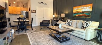 Stylish Southside Chattanooga Condo - Walk to Restaurants, Bars, & Live Music