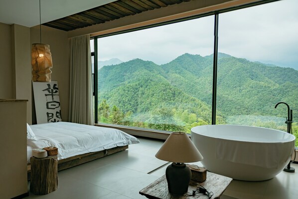 Romantic Double Room, Patio, Mountain View