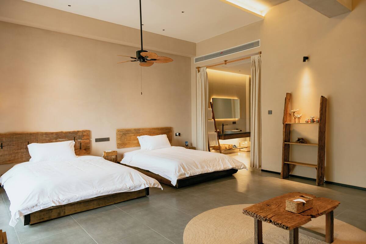 Elite Twin Room, Patio, Mountain View | Premium bedding, minibar, desk, laptop workspace