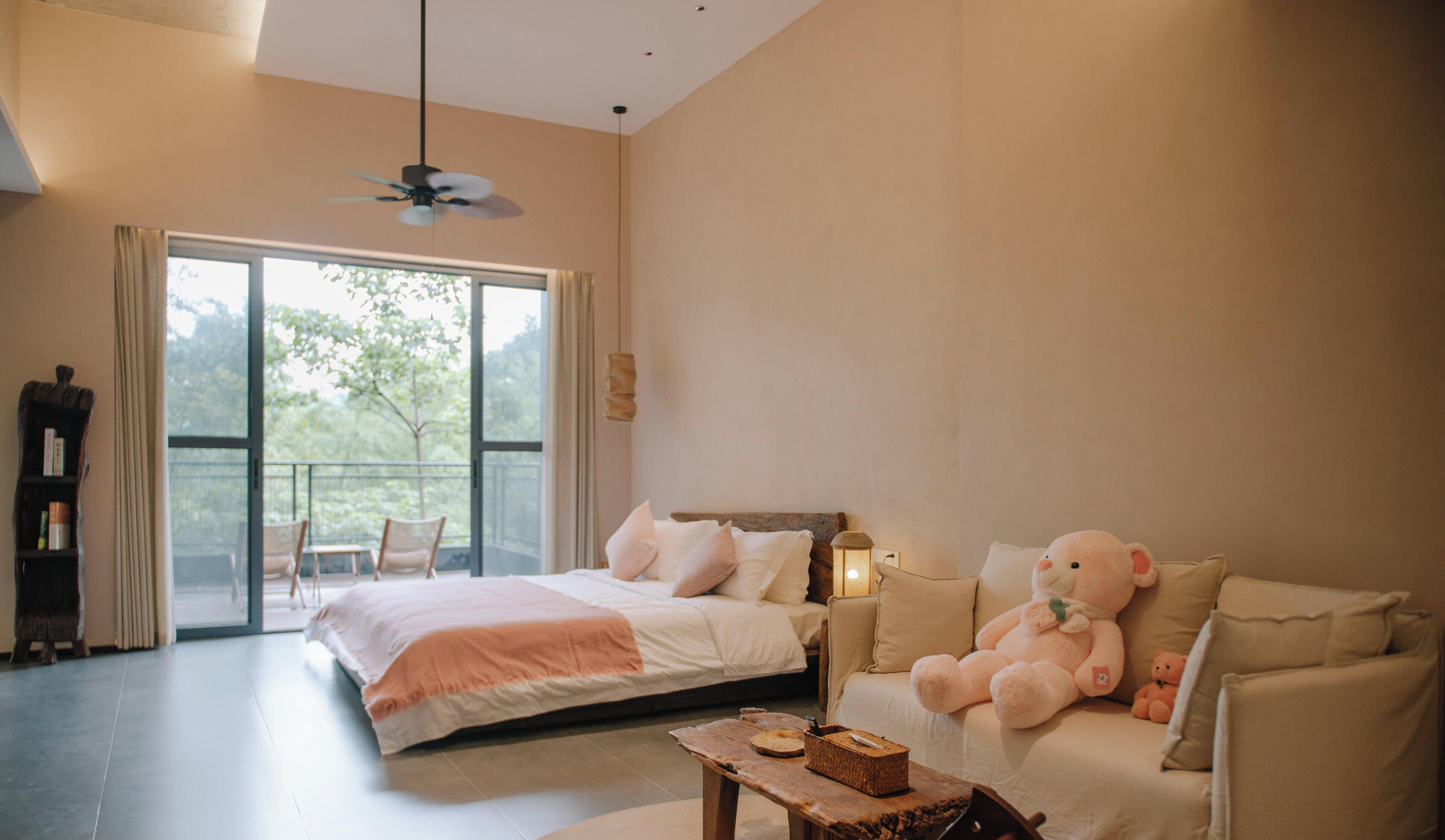Comfort Twin Room, Patio, Hill View | Premium bedding, minibar, desk, laptop workspace
