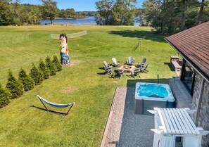 6 bedrooms - 2 Lake Cabins Pool+hottub Game Room 23acs (Highland Lake)