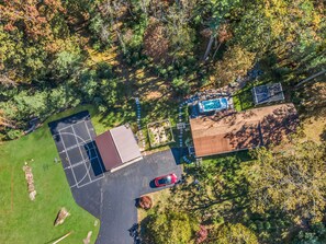 Apartment | 6 bedrooms - 2 Lake Cabins Pool+hottub Game Room 23acs (Highland Lake)