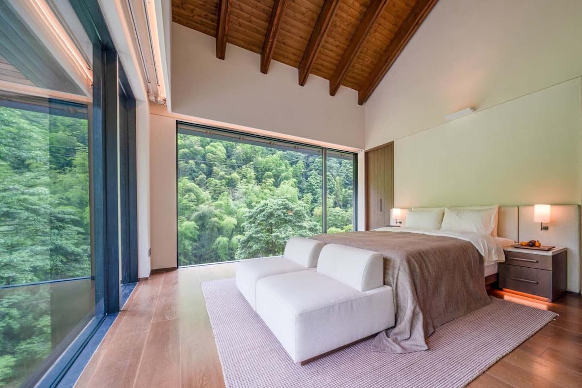 Exclusive-Doppelzimmer, Hügelblick | Hochwertige Bettwaren, Daunenbettdecken, Minibar, individuell dekoriert