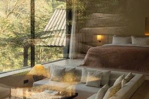 Premier Suite, Hill View | Premium bedding, down comforters, minibar, individually decorated