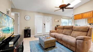 Smart TV, DVD player, stereo