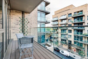 Property grounds - Blueground | Tower Hamlets, rooftop, nr Tower Bridge (London)