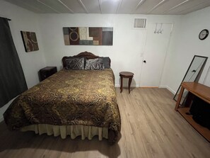 2 多间卧室、WiFi、床单