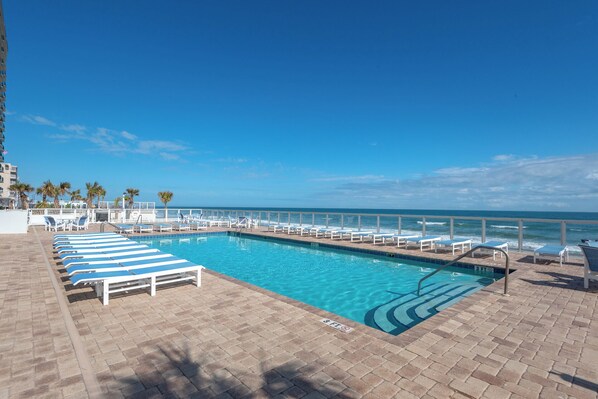 Outdoor pool, a heated pool