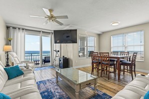 Smart TV, video games