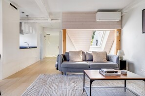 テレビ、ステレオ