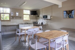 Fridge, microwave