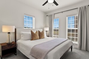 3 bedrooms, iron/ironing board, free WiFi, bed sheets