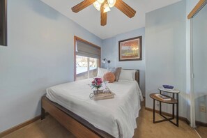 1 bedroom, iron/ironing board, WiFi, bed sheets