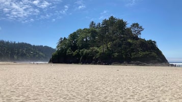 Beach nearby, beach towels