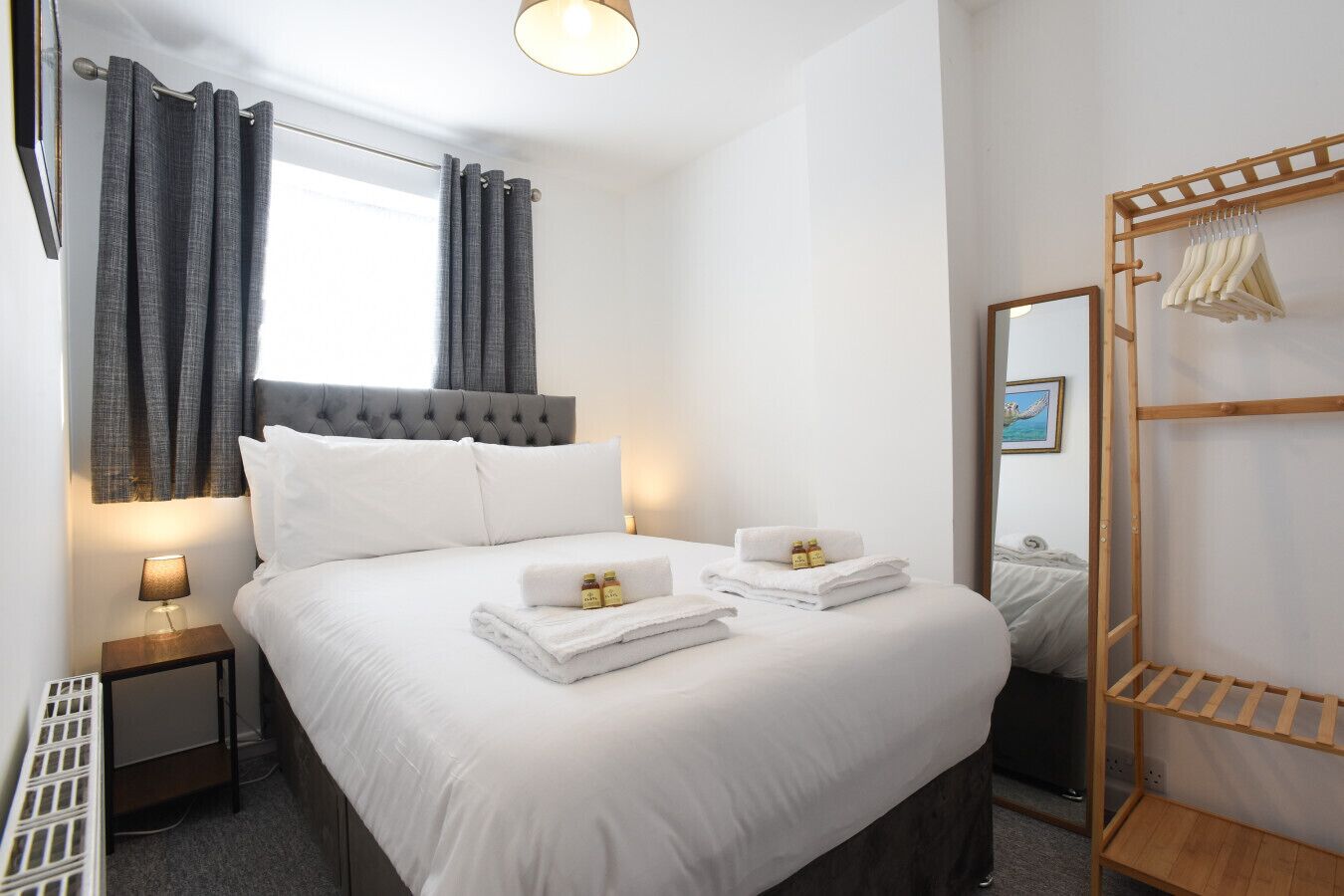 2 Schlafzimmer, Schreibtisch, Bügeleisen/Bügelbrett, WLAN