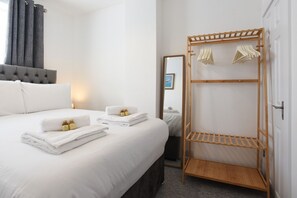 2 chambres, bureau, fer et planche à repasser, Wi-Fi