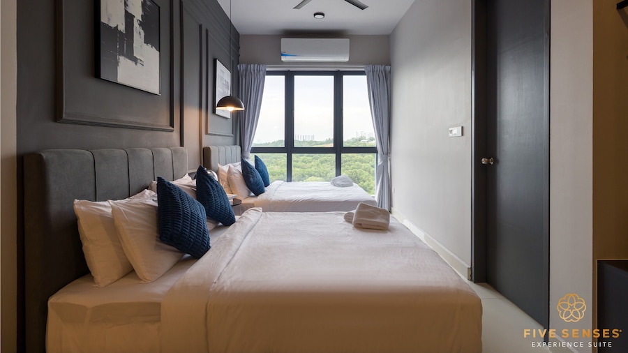 KIP Core Soho Suite by Five Senses