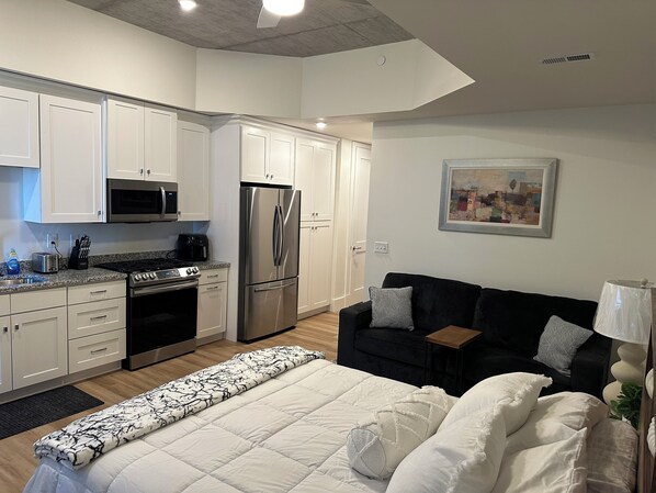 1 bedroom, iron/ironing board, WiFi, bed sheets