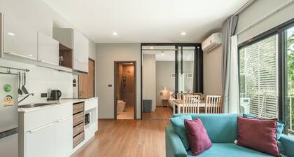 1BR Pool Access Near Rawai Beach C222