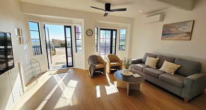 Cielo Flaxton, Newly Renovated Luxury Apartment with Terrace and Iconic Views