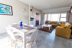 Dining - Coastal Comfort | Balcony | Pool | Sea Views (Margate)