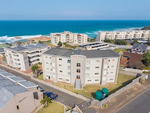 Exterior - Coastal Comfort | Balcony | Pool | Sea Views (Margate)