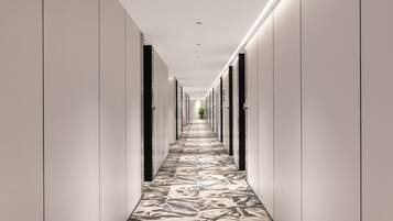 Handrails in hallways