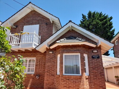 Chalet Anvers 8 persons, 4 rooms/Wi-Fi/Grill/Services/400mts from the sea