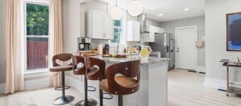 Backyard Escape: Outdoor Movie, Dome, Mini Golf, hot tub, fire pit, grill, mural