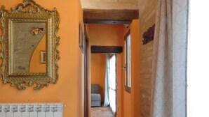 Interior - DEPENDANCE ON THE GARDEN (Uncinano, Spoleto)