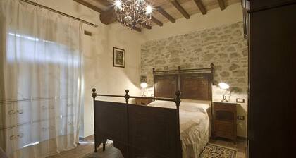 SUITE TWO BEDROOM AND BATHROOM