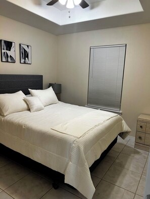 3 Schlafzimmer, Bügeleisen/Bügelbrett, WLAN, Bettwäsche