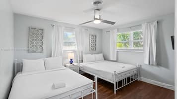 3 bedrooms, iron/ironing board, free WiFi, bed sheets