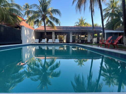 Spacious Beachfront Rancho for Families & Groups - Private Pool - Beach Access
