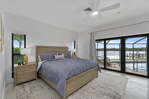 4 bedrooms, iron/ironing board, travel crib, free WiFi