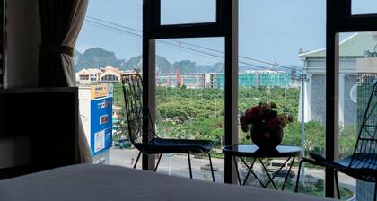 Ivy Hotel - Halong