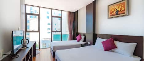Deluxe Double or Twin Room, City View | City view